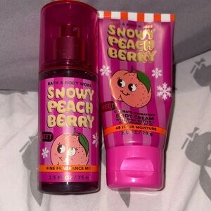 Bath & Body Works Snowy Peach Berry Duo - Bright Pink